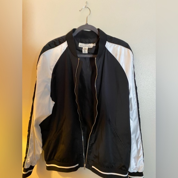 H&M jacket - Picture 3 of 4